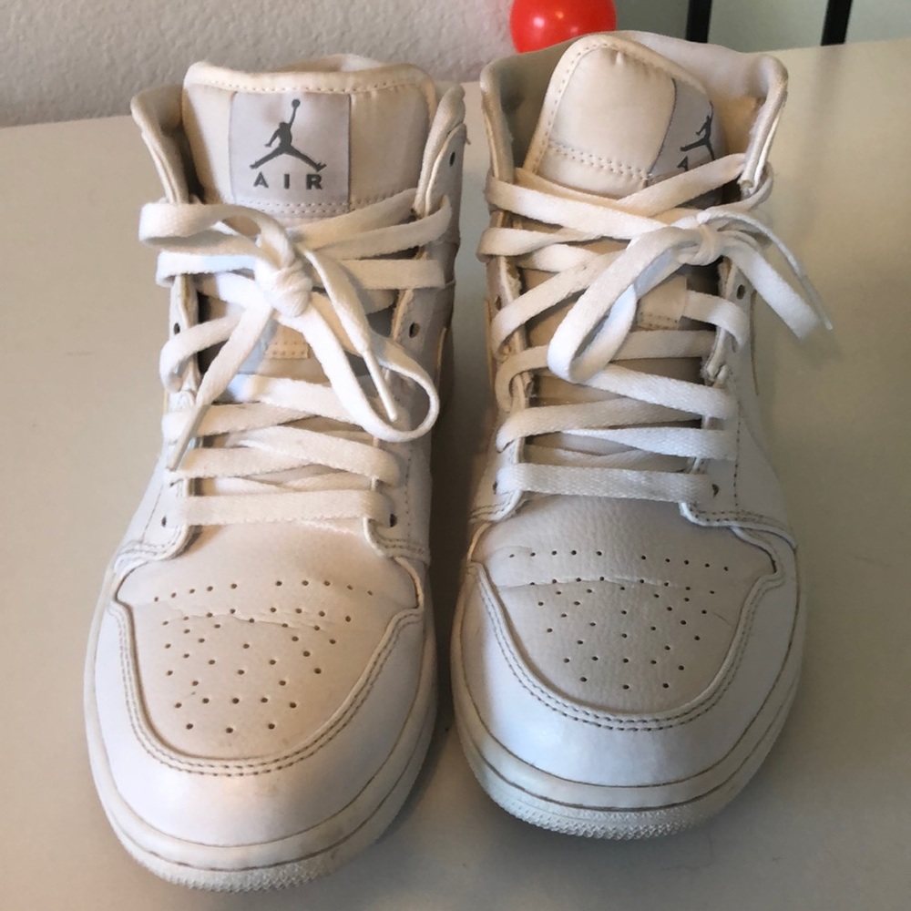 Jordan’s triple white